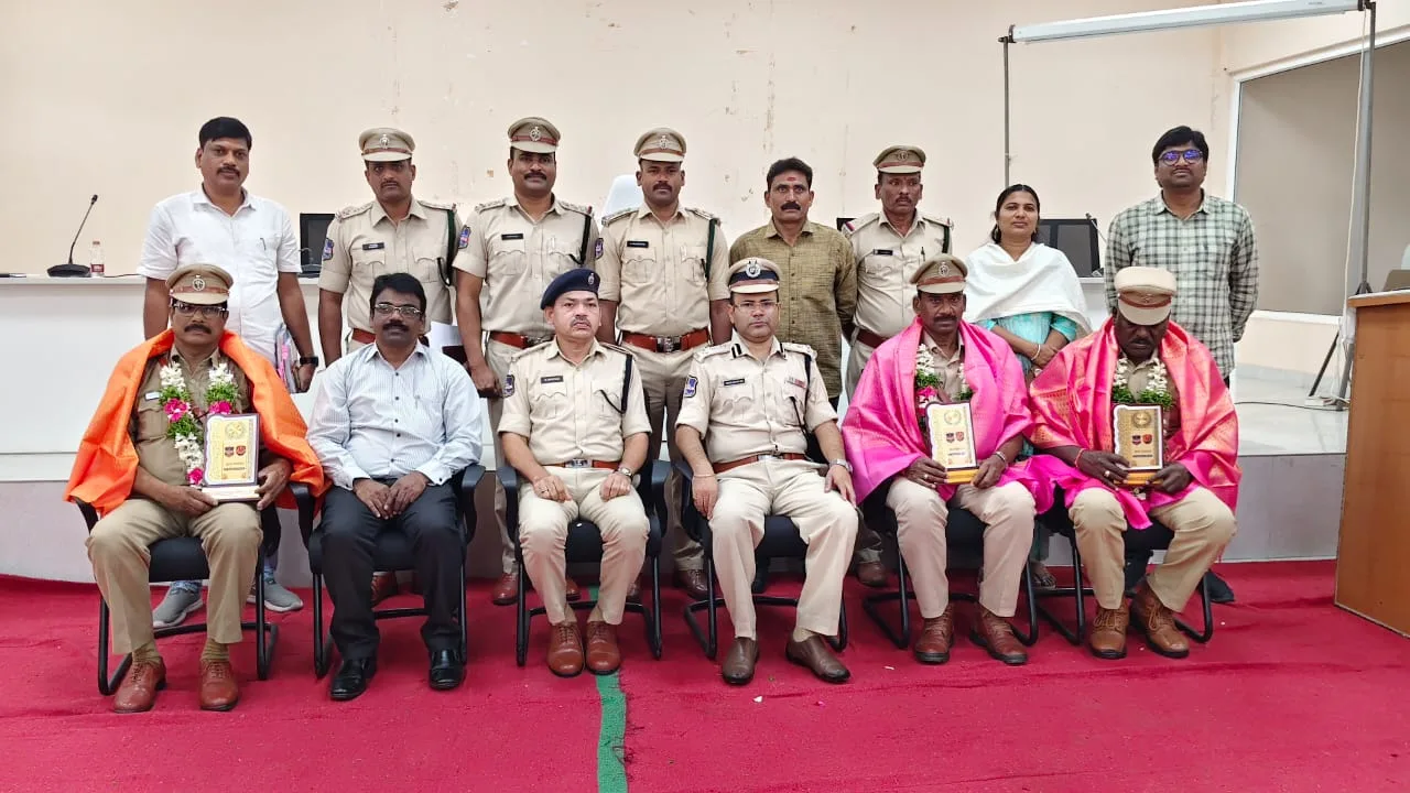 కుటుంబం కోసం సమయాన్ని కేటాయించాలి…
