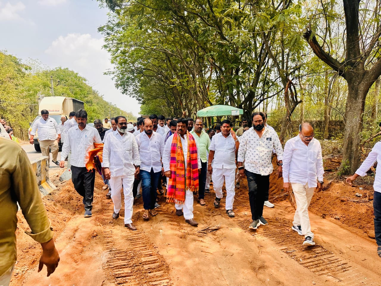 కుత్బుల్లాపూర్ నియోజకవర్గ అభివృద్ధికి కీలక అడుగు – బాదురుపల్లి–దూలపల్లి ఫారెస్ట్ రోడ్డు