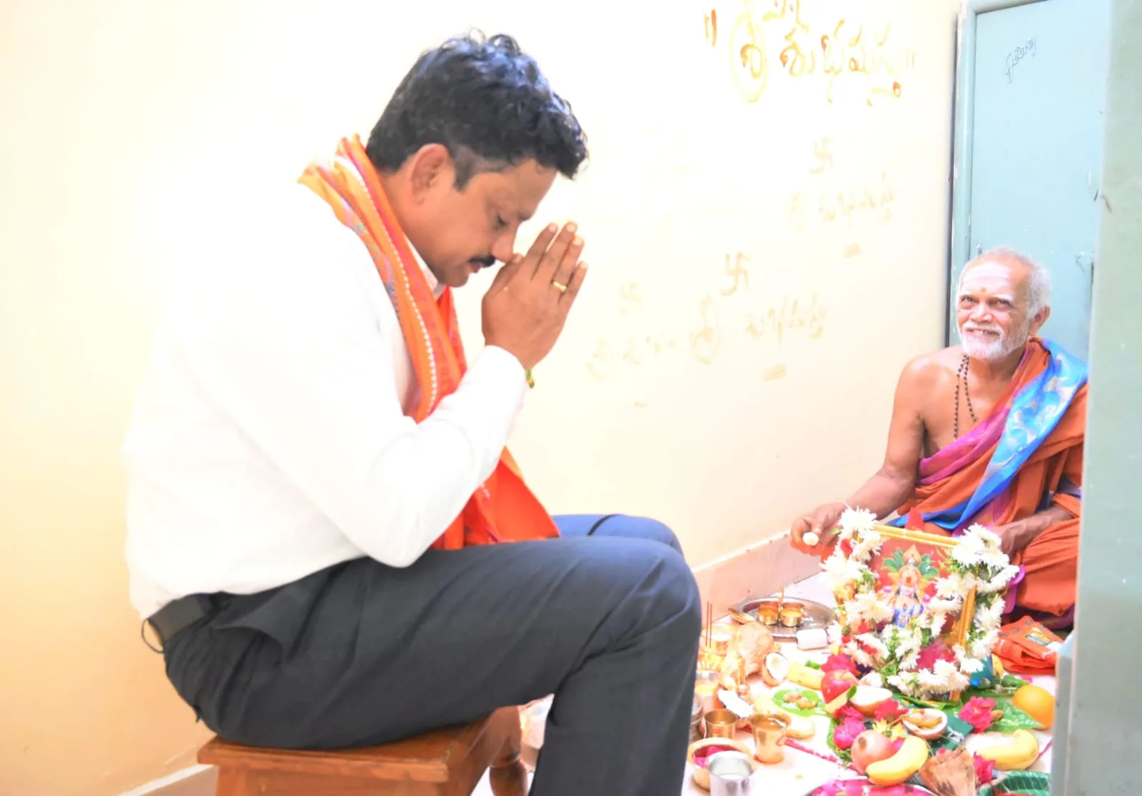 2026-27 ఆర్థిక సంవత్సరమును పురస్కరించుకోని ధన లక్ష్మిదేవి పూజనునిర్వహించిన ఆర్జీ వన్ జీఎం లలిత్ కుమార్….