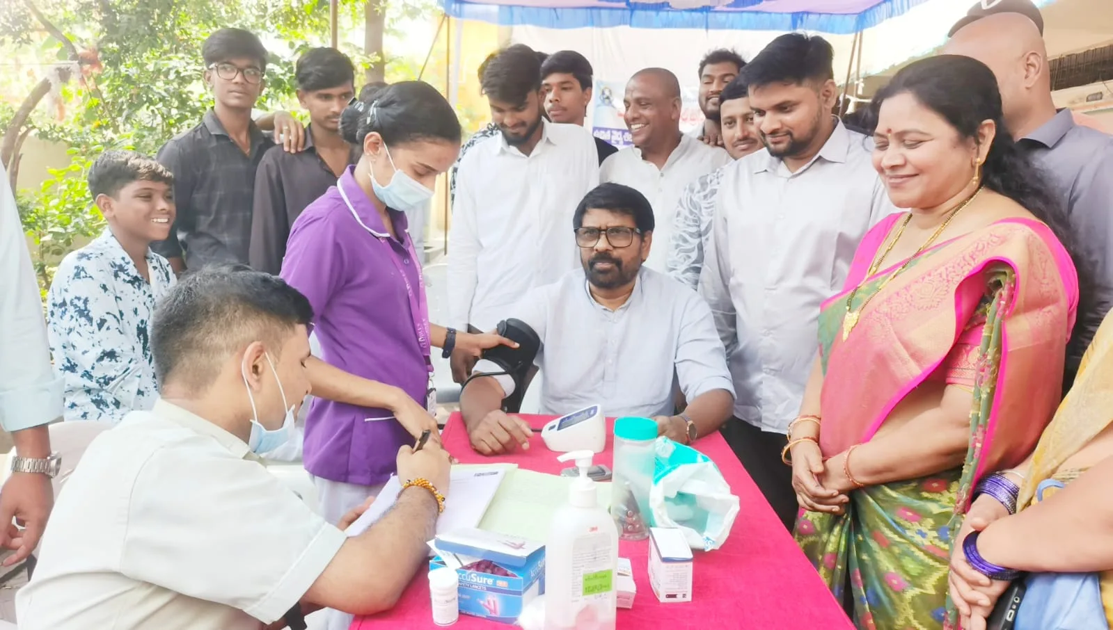 మధుర చారిటబుల్ ట్రస్ట్ మరియు కిమ్స్ హాస్పిటల్,సాయి జ్యోతి, కంటి ఆసుపత్రి