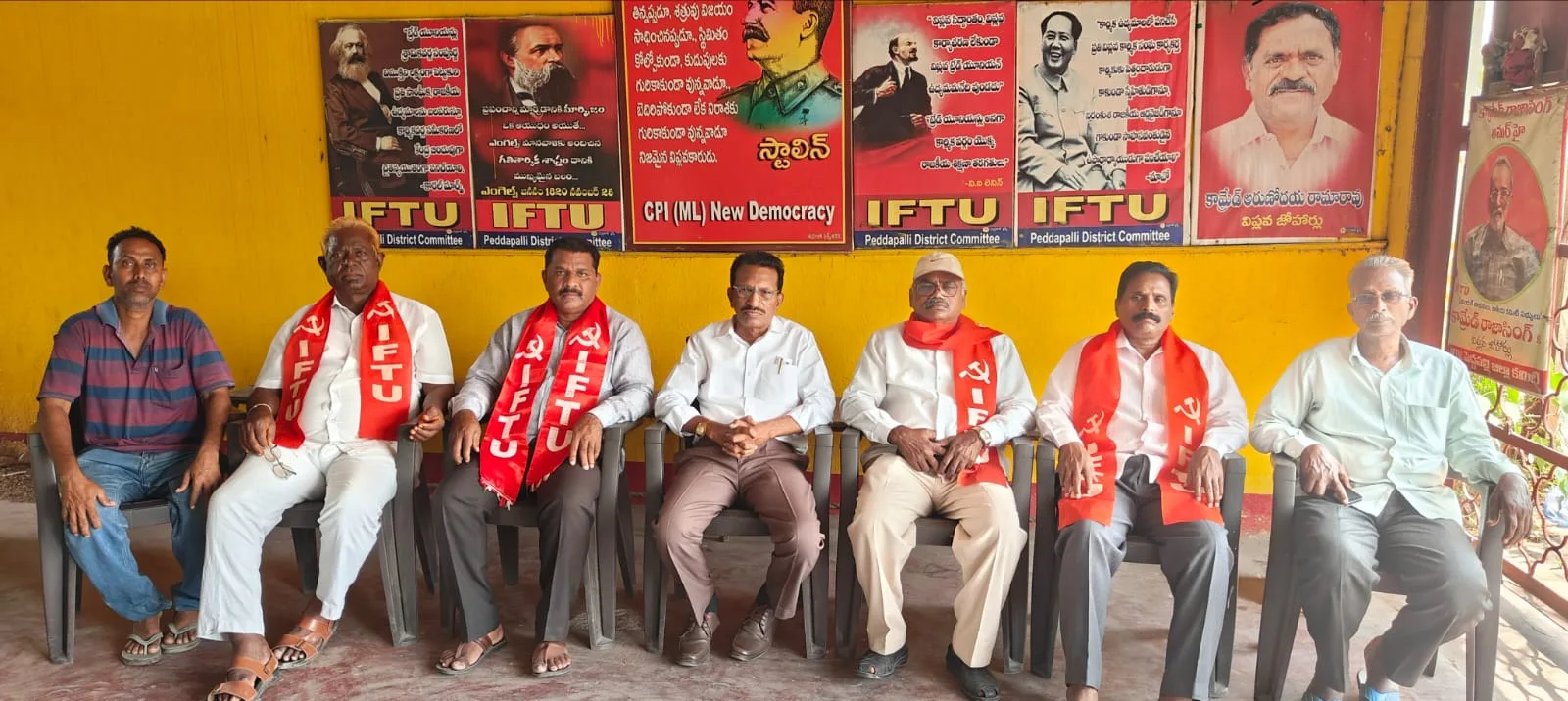 విద్యుత్ శాఖలో పనిచేస్తున్న ఆర్టిజన్ కార్మికుల సమస్యలను పరిష్కరించాలి…