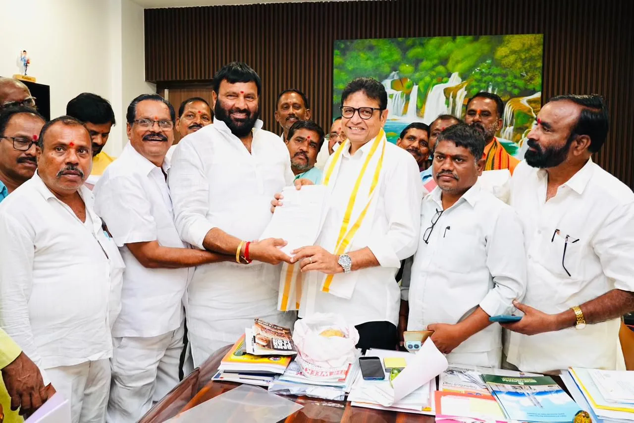 కుత్బుల్లాపూర్ మాజీ శాసనసభ్యులు శ్రీశైలం గౌడ్  ఆధ్వర్యం
