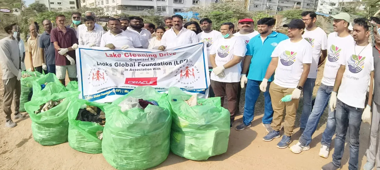 హైదర్ నగర్ డివిజన్ పరిధిలోని అంబీర్ చెరువు వాకింగ్ ట్రాక్ శుద్ధి కార్యక్రమాన్ని GHMC శానిటేషన్