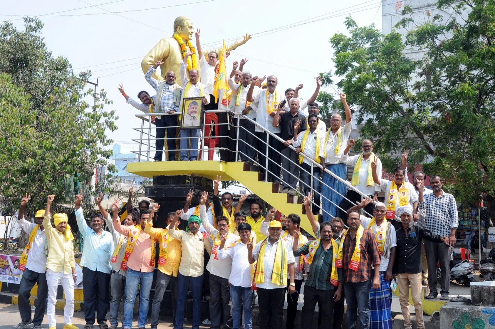 *కోదాడలో ఘనంగా చంద్రబాబు జన్మదిన వేడుకలు