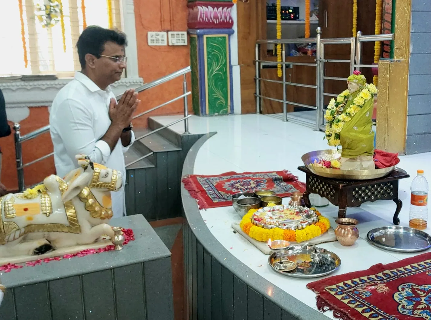 ఏపని అయినా విజయం సాధించాలంటే నమ్మకం (శ్రద్ధ), ఓర్పు (సబూరి) అవసరమని భోదించిన సద్గురు సాయిబాబా