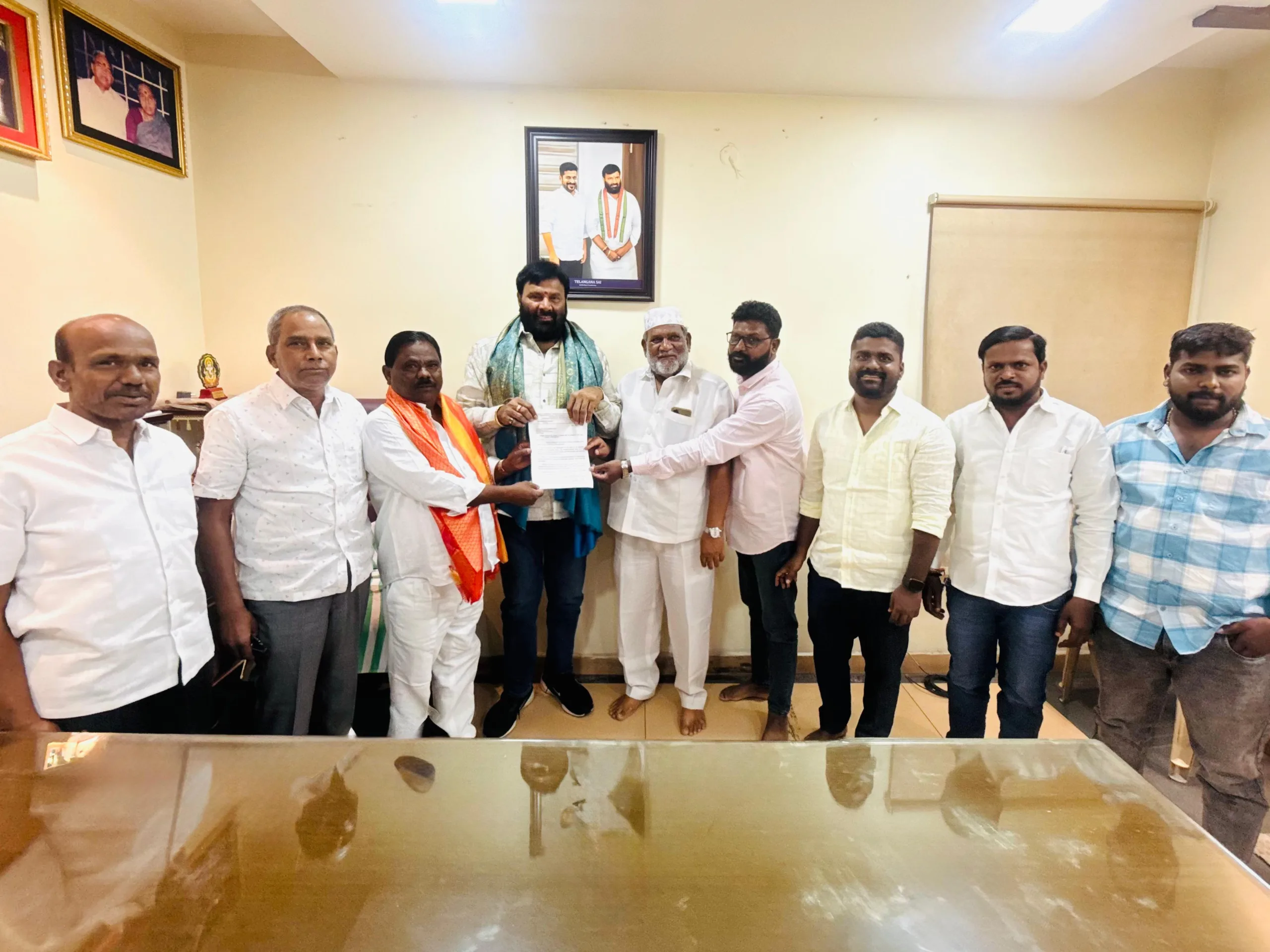 కుత్బుల్లాపూర్ నియోజకవర్గానికి చెందిన పలువురి శుభకార్యాల ఆహ్వాన పత్రికలు