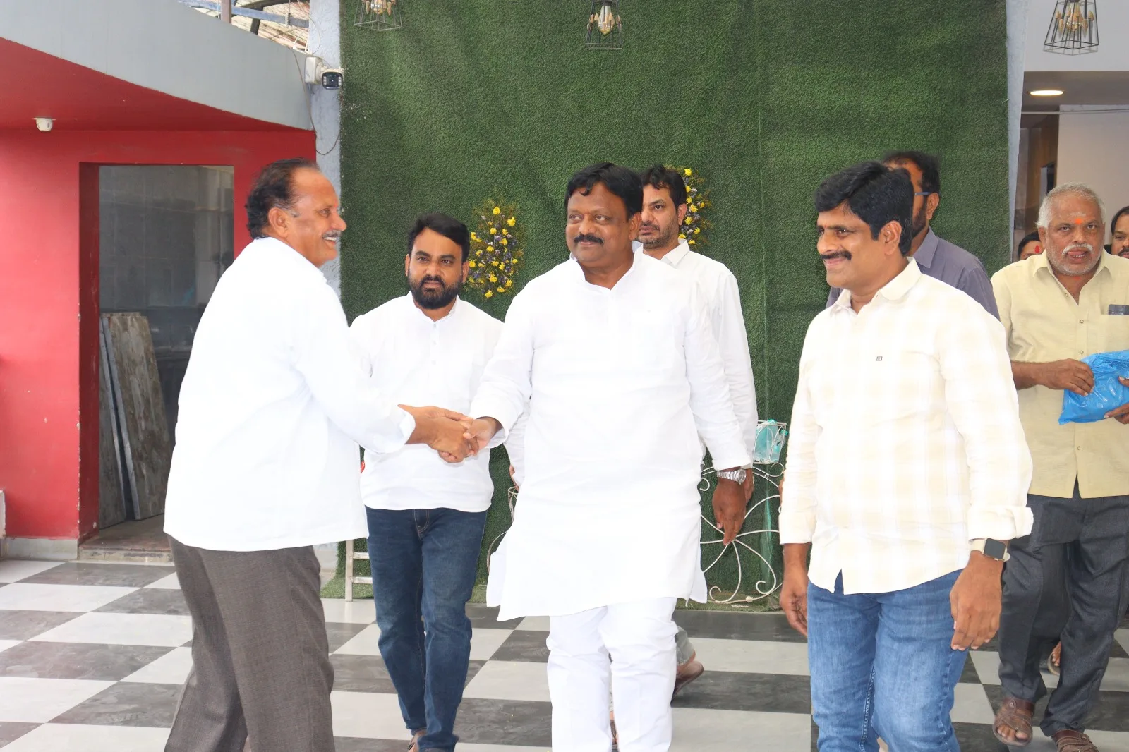 కుత్బుల్లాపూర్ నియోజకవర్గం లోని ప్రగతి నగర్‌కు చెందిన సీనియర్ సిటిజన్
