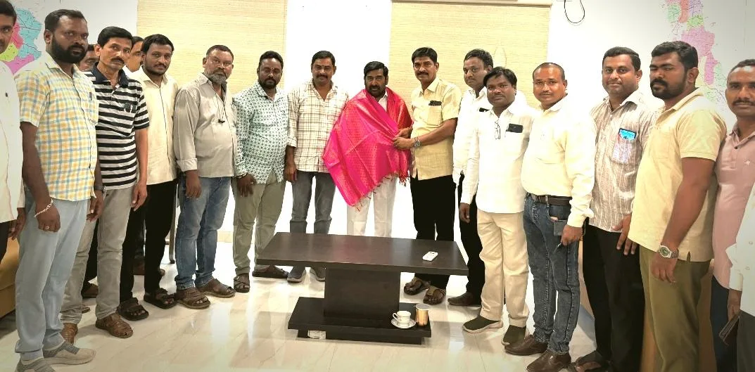 ప్రెస్ క్లబ్ నూతన కార్యవర్గాన్ని సన్మానించిన ఎమ్మెల్యే జగదీష్ రెడ్డి