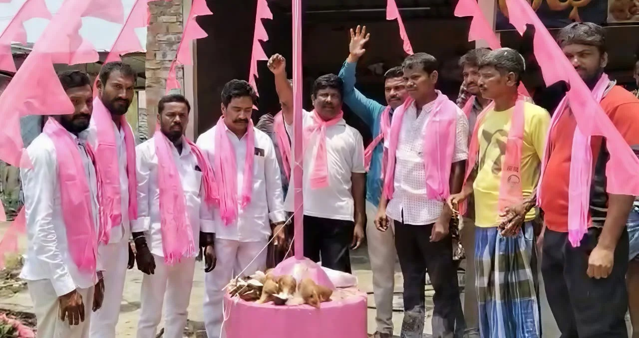టేకుమట్లలో ఘనంగా బిఆర్ఎస్ పార్టీ ఆవిర్భావ వేడుకలు