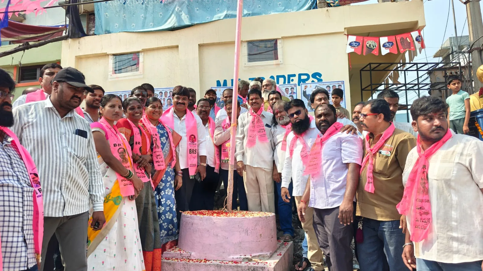 26వ బీఆర్ఎస్ పార్టీ ఆవిర్భావ దినోత్సవ సందర్భంగా మేడ్చల్ జిల్లా అధ్యక్షులు