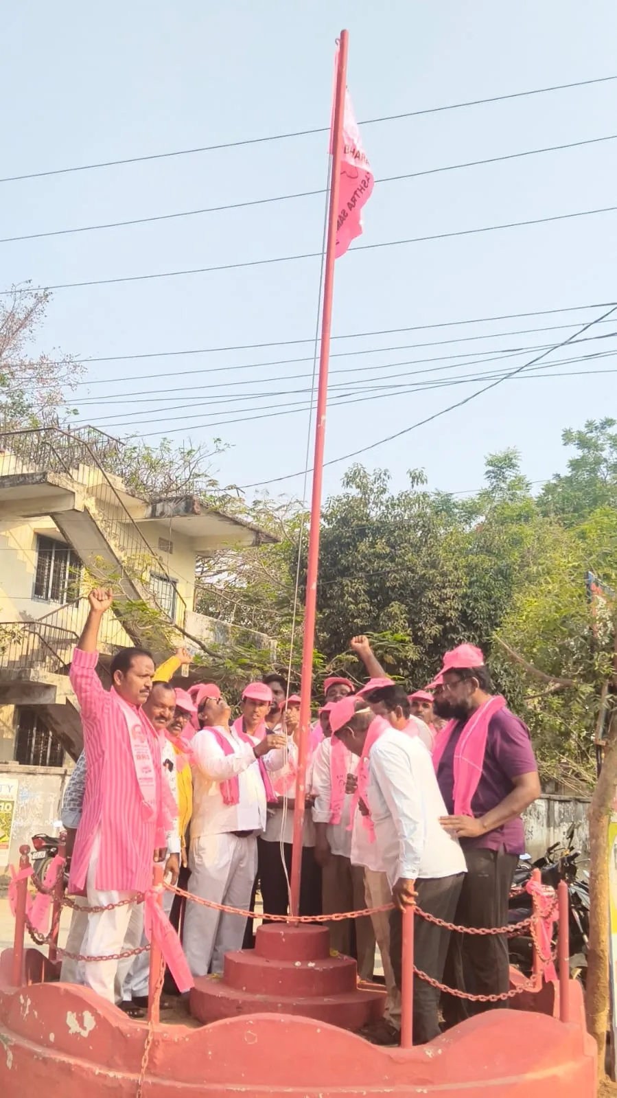 మంథనిలో ఘనంగా బీఆర్ఎస్ ఆవిర్భావ దినోత్సవ వేడుకలు….
