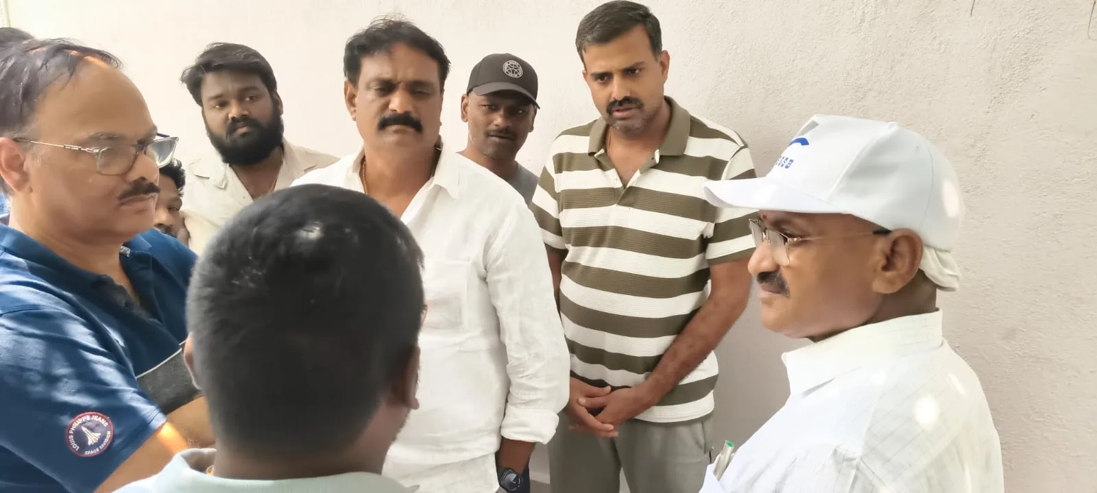 హైదర్ నగర్ డివిజన్ పరిధిలోని సమత నగర్ కాలనీ లో మంజీర నీలల్లో డ్రైనేజ్
