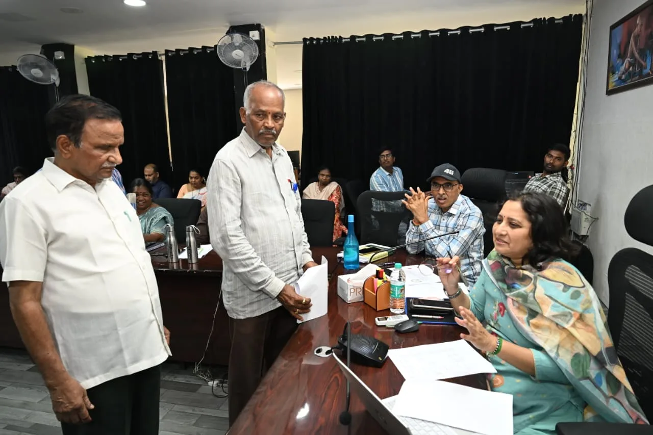 నగరపాలక సంస్థకు 27 వినతులు