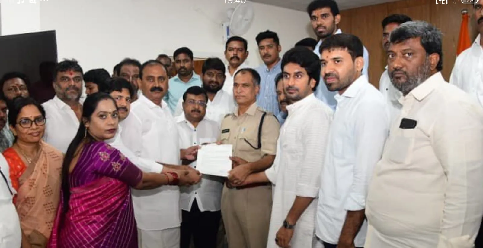 ఆంధ్రజ్యోతి రాధాకృష్ణపై చర్యలు తీసుకోని పోలీస్