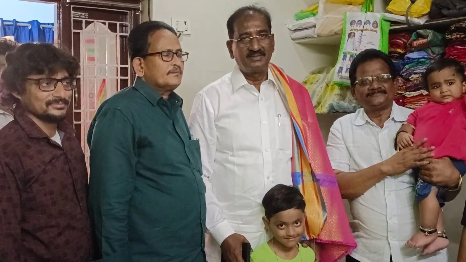 నరసరావుపేటలో సాపా అబ్దుల్లా మనుమల్లు ఖత్న వేడుకలకు హాజరైన ఎమ్మెల్సీ మర్రి రాజశేఖర్