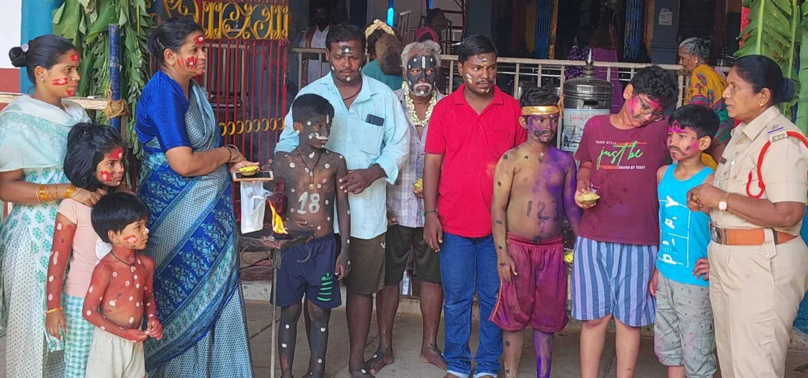 ఆన్‌లైన్ మోసాలపై అప్రమత్తంగా ఉండాలి