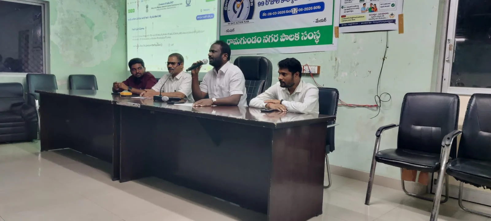 రామగుండం ప్లాస్టిక్ నిషేధాన్ని కఠినంగా అమలు చేయాలని మేయర్ మహంకాళి స్వామి ఆదేశం
