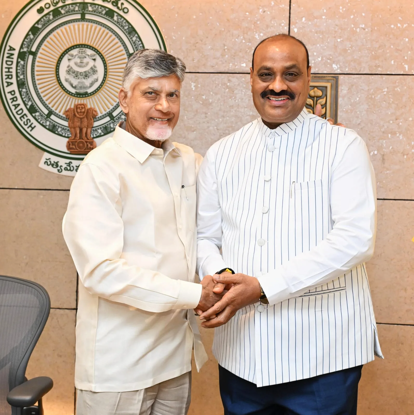 ఈ – ఫైళ్ల క్లియరెన్స్‌లో మంత్రి అచ్చెన్న రికార్డు
