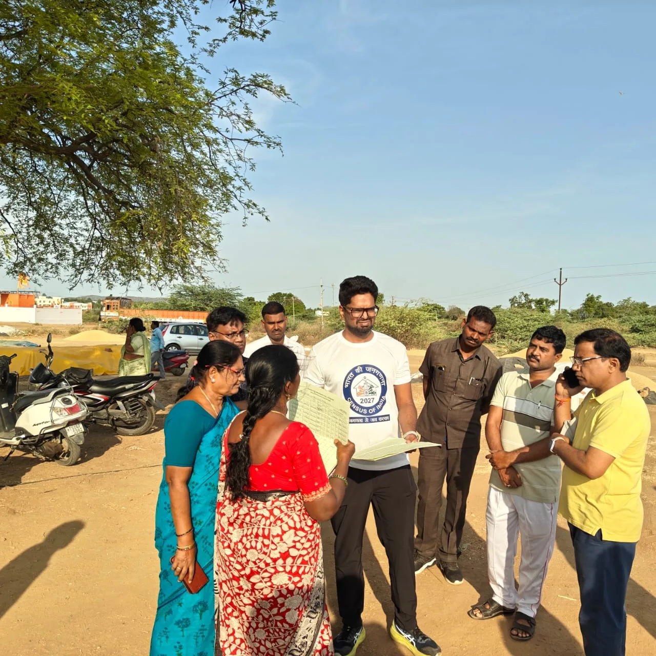 రైతులకు ఎలాంటి ఇబ్బందులు లేకుండా ధాన్యం కొనుగోలు చేయాలని ఆదేశించిన