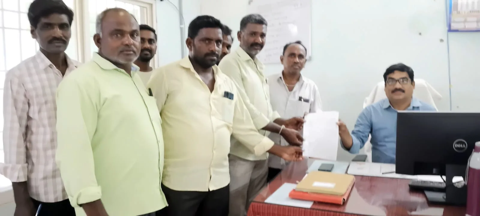 ప్రభుత్వ భూమి కబ్జా అరికట్టి మహనీయుల విగ్రహాల నిర్మాణానికి సహకరించాలి