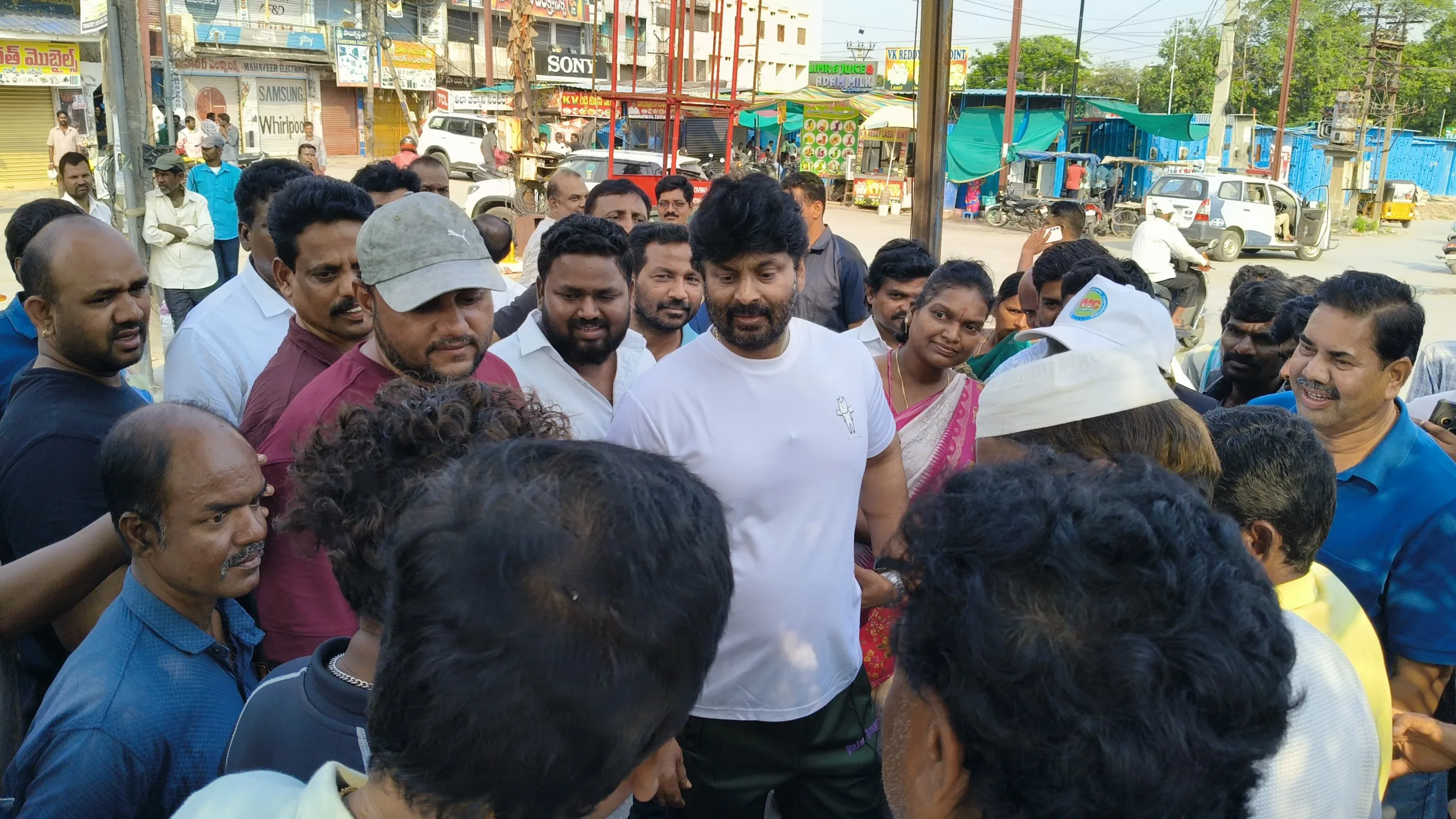 “గుడ్ మార్నింగ్ రామగుండం… పైలట్, కో పైలెట్ ఎక్కడ…?”
