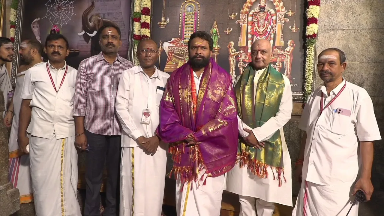 శివయ్య సన్నిధిలో రాష్ట్ర కార్మికశాఖ మంత్రి