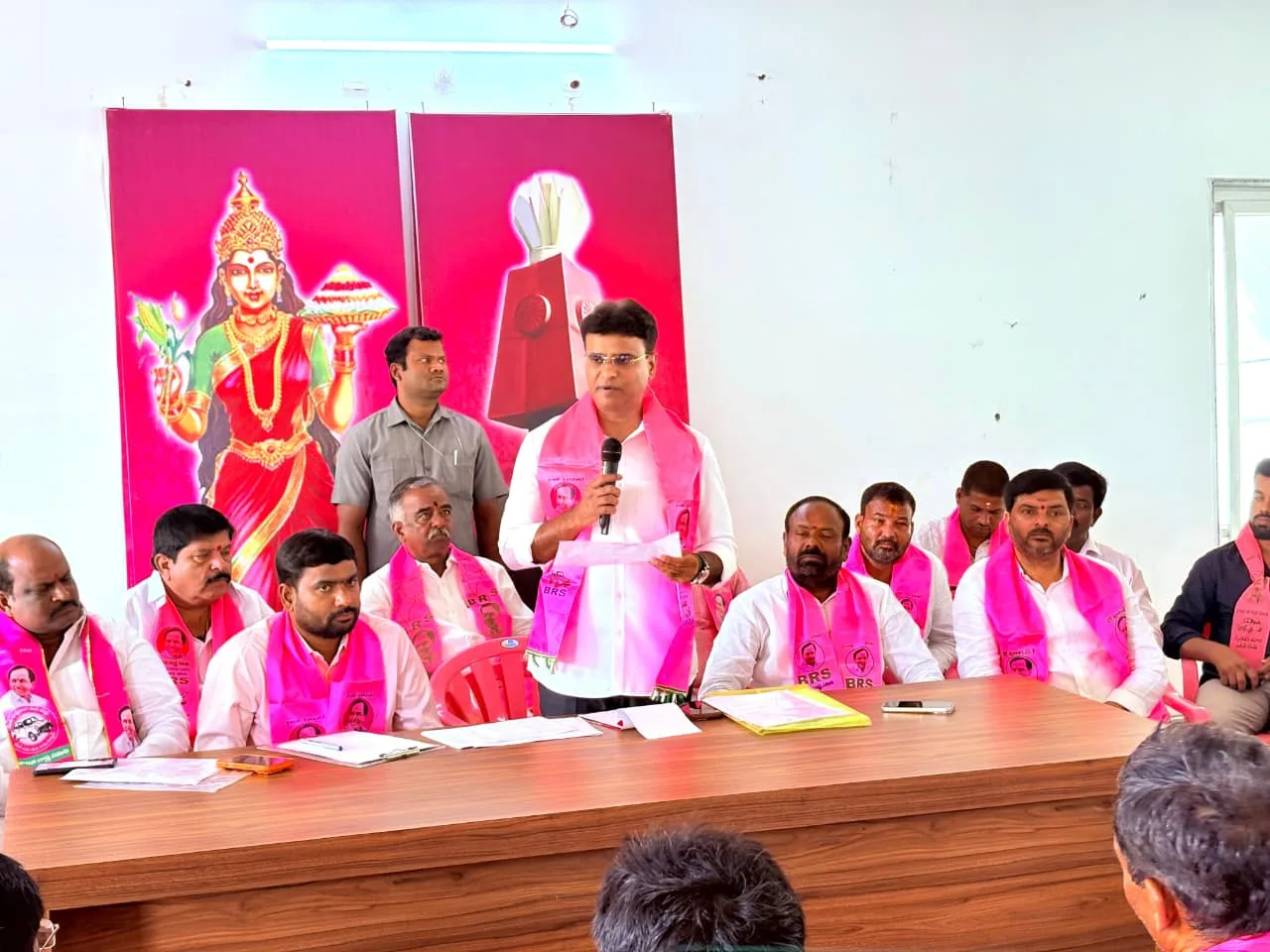 ఓటు హక్కు పరిరక్షణలో ప్రతి కార్యకర్త అప్రమత్తంగా ఉండాలి”…