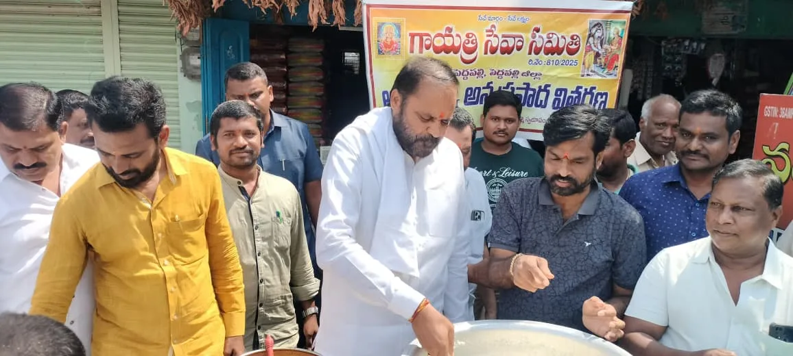 అమావాస్య రోజు అన్నదానం… 35 నెలలుగా నిరంతర సేవ…