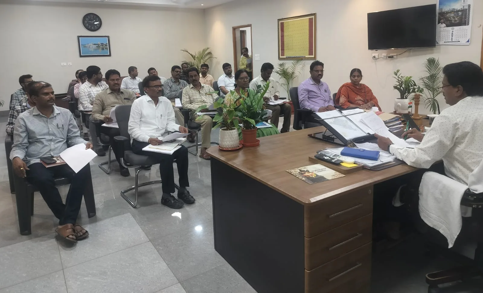 వన మహోత్సవంలో భాగంగా 2026 సంవత్సరంలో వనపర్తి జిల్లాలో 20,60,900 మొక్కలు