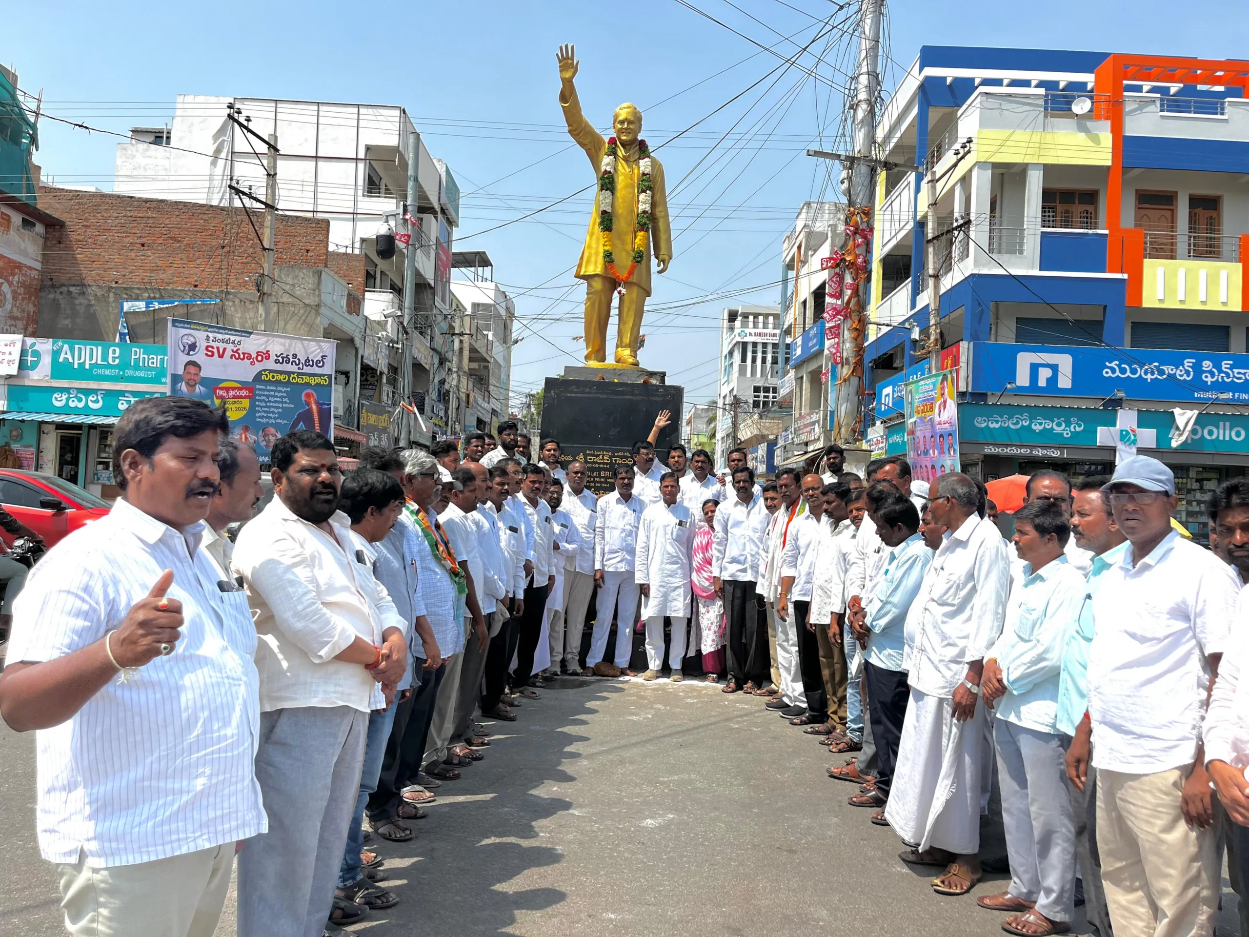 ప్రగతిశీల భారత నిర్మాణమే రాజీవ్ గాంధీకి నిజమైన నివాళి