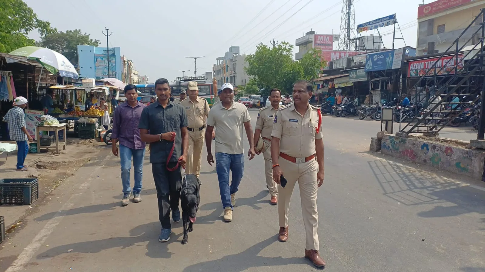గంజాయిపై ఉక్కుపాదం…నస్పూర్‌లో ఆకస్మిక తనిఖీలు – .