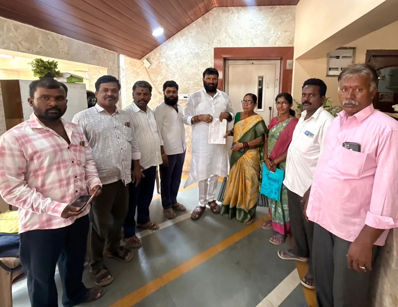 కుత్బుల్లాపూర్ నియోజకవర్గానికి చెందిన పలువురి శుభకార్యాల ఆహ్వాన పత్రికలు