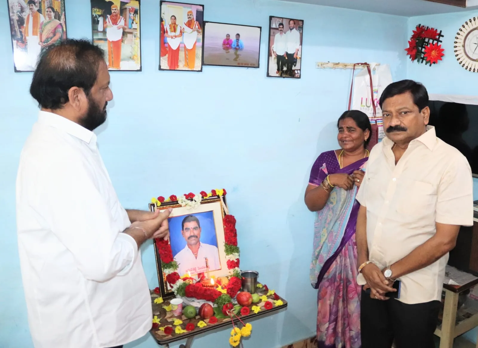 పెంచిలయ్య చిత్రపటానికి నివాళులర్పించి – ప్రసన్న కుమార్ రెడ్డి