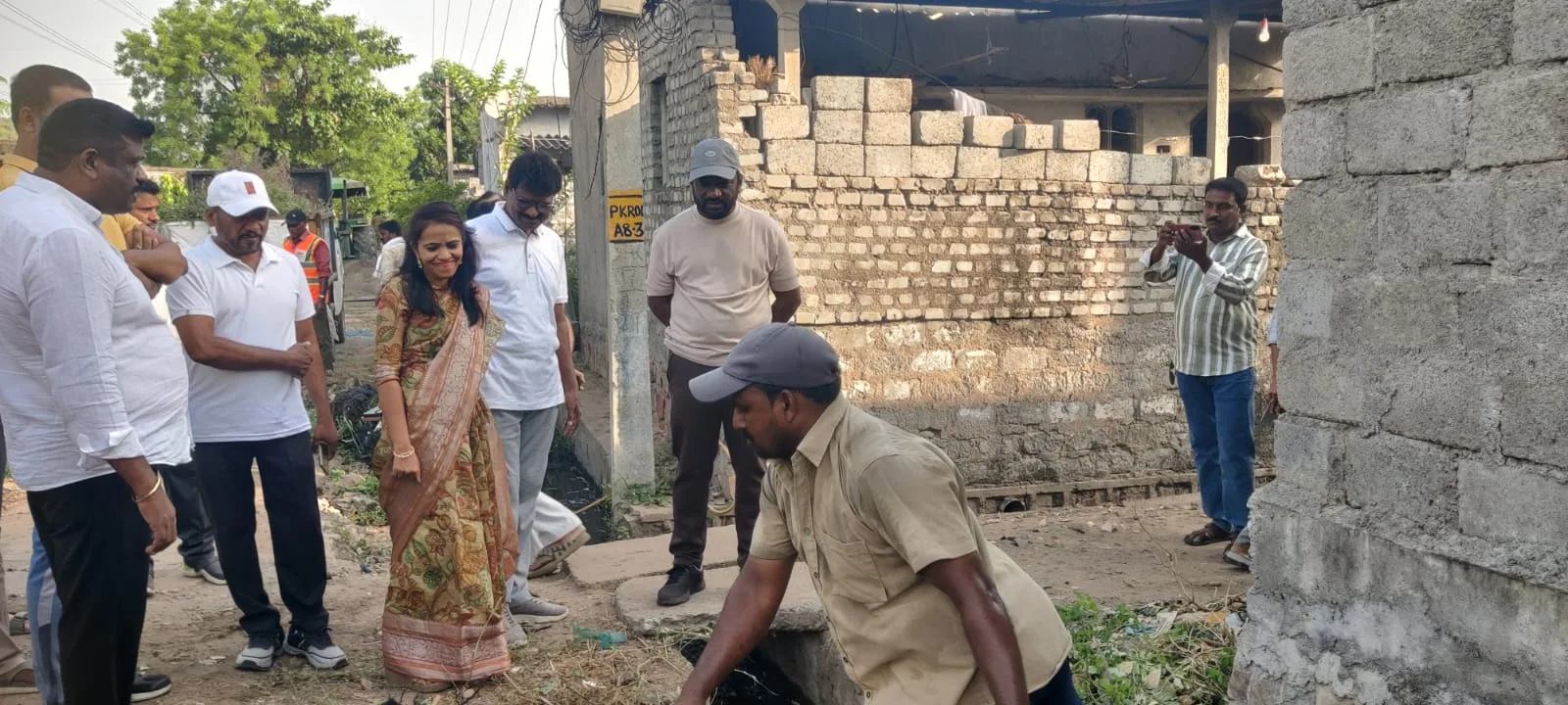 “వరద ముప్పు నివారణకు యుద్ధ ప్రాతిపదికన కాలువల పూడిక తొలగింపు….