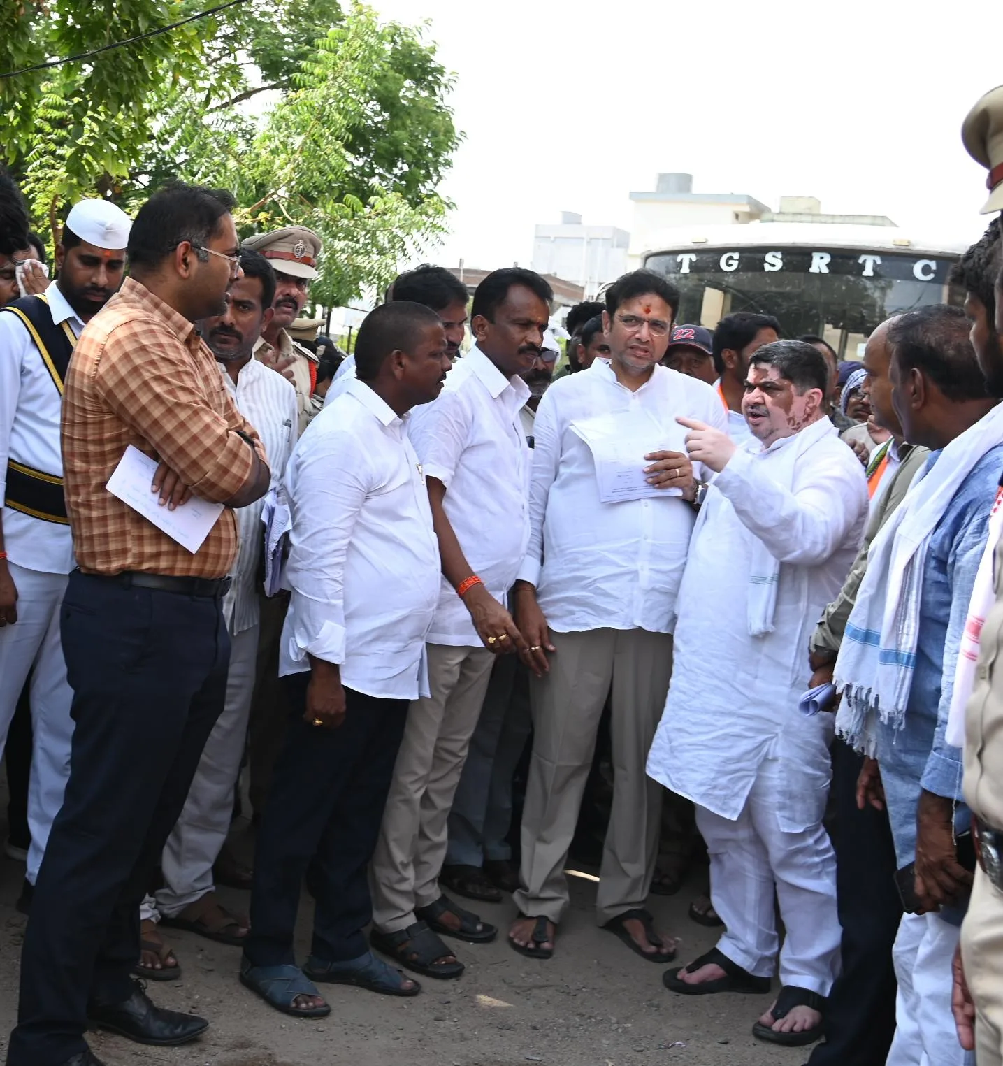 గోదావరి పుష్కరాలు–2027కు భారీ రవాణా ఏర్పాట్లు….