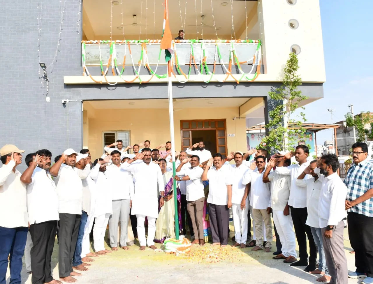 సోనియా గాంధీ చొరవతోనే తెలంగాణ రాష్ట్రం సాకారమైంది