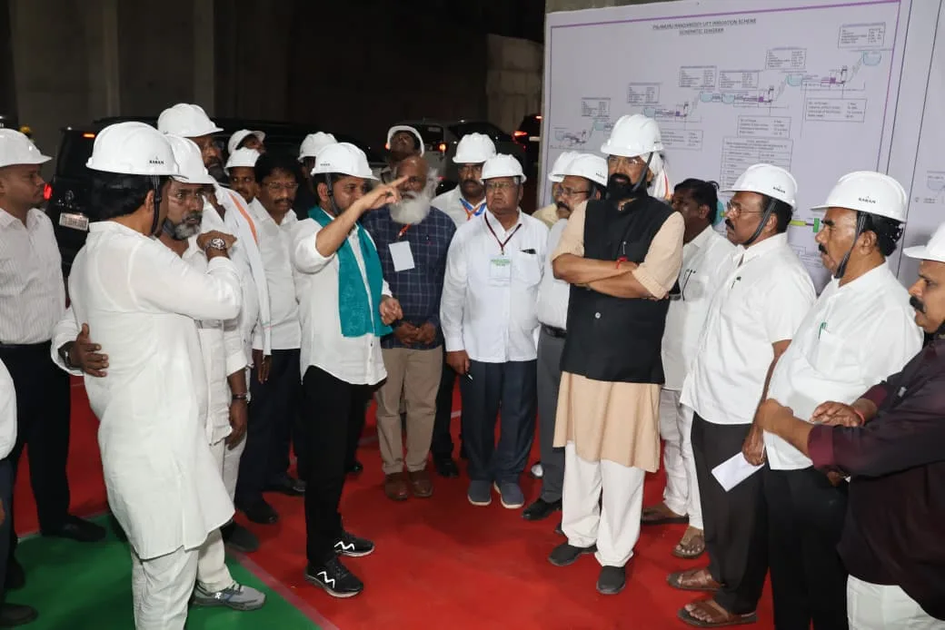 తెలంగాణ రాష్ట్ర ముఖ్యమంత్రి  ఎనుముల రేవంత్ రెడ్డి