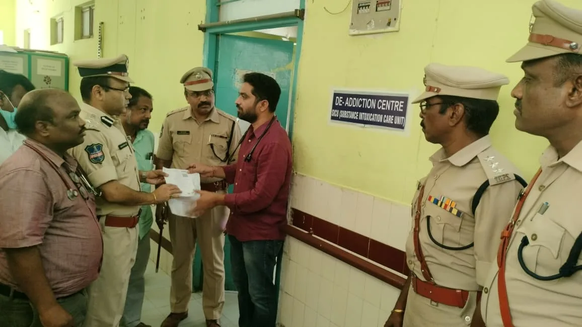 డి-అడిక్షన్ సెంటర్‌ను సందర్శించిన రామగుండం పోలీస్ కమిషనర్…