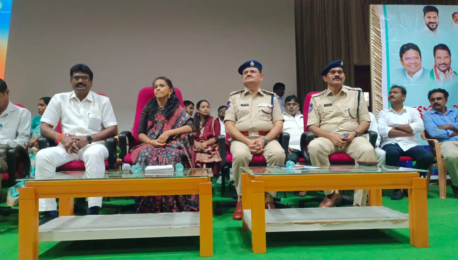 మహిళల భద్రత, సైబర్ నేరాల నివారణలో ప్రతి ఒక్కరూ భాగస్వామ్యం కావాలి – డీసీపీ బి. రామ్‌రెడ్డి
