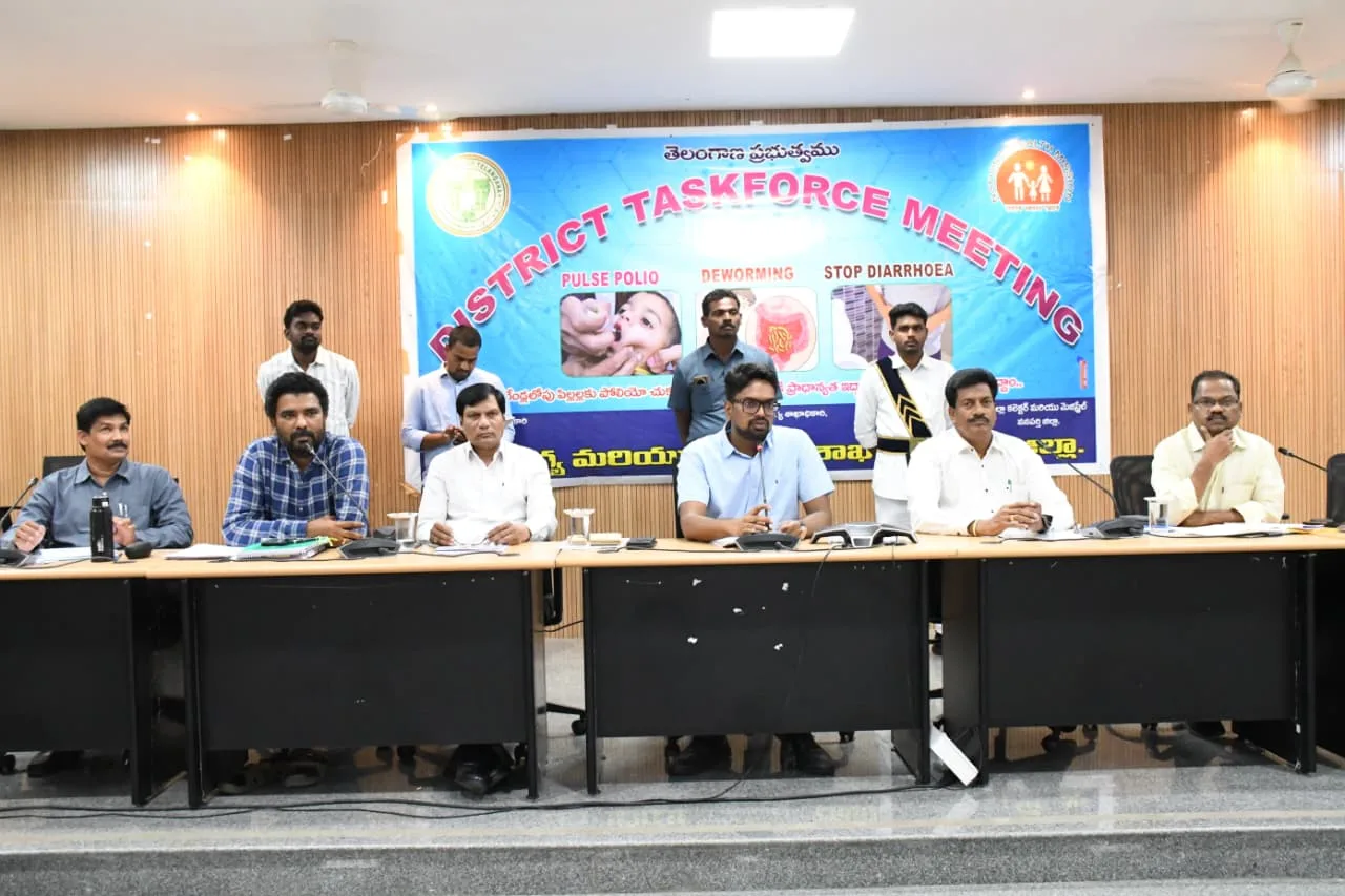 రెండు చుక్కల పోలియో వ్యాక్సిన్ పిల్లల భవిష్యత్తుకు బంగారు బాట వేస్తుంది