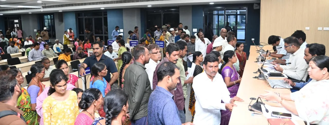 అర్జీల పరిష్కారంలో జాప్యానికి తావివ్వొద్దు….