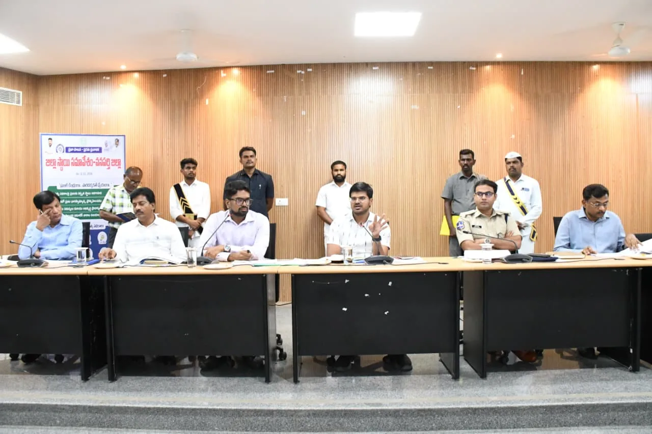 రాష్ట్రంలో పూరిగుడిసెలు కాకుండా ప్రతి కుటుంబానికి పక్కా భవనం కలిగి ఉండాలన్నదే ప్రభుత్వ లక్ష్యం