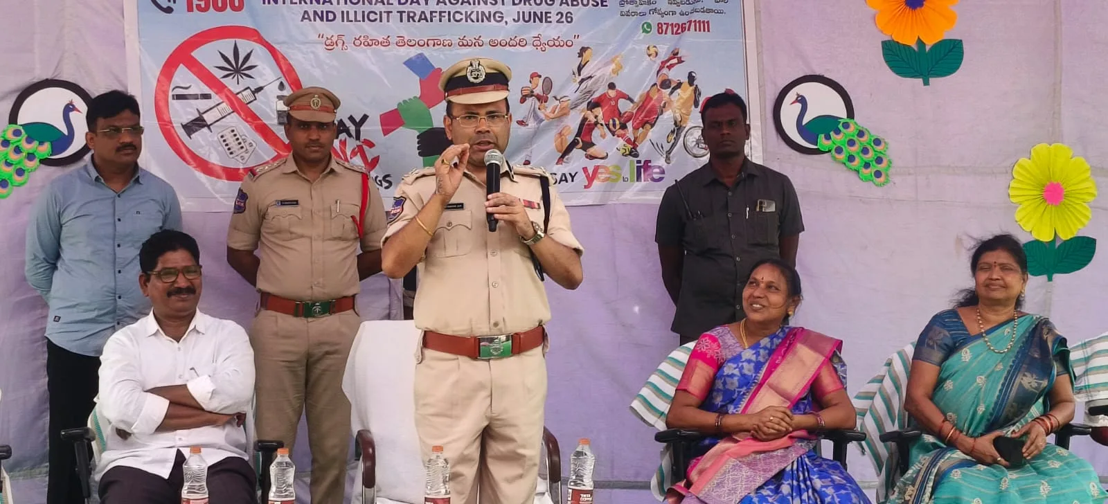 మాదకద్రవ్యాలకు దూరంగా ఉంటేనే బంగారు భవిష్యత్….