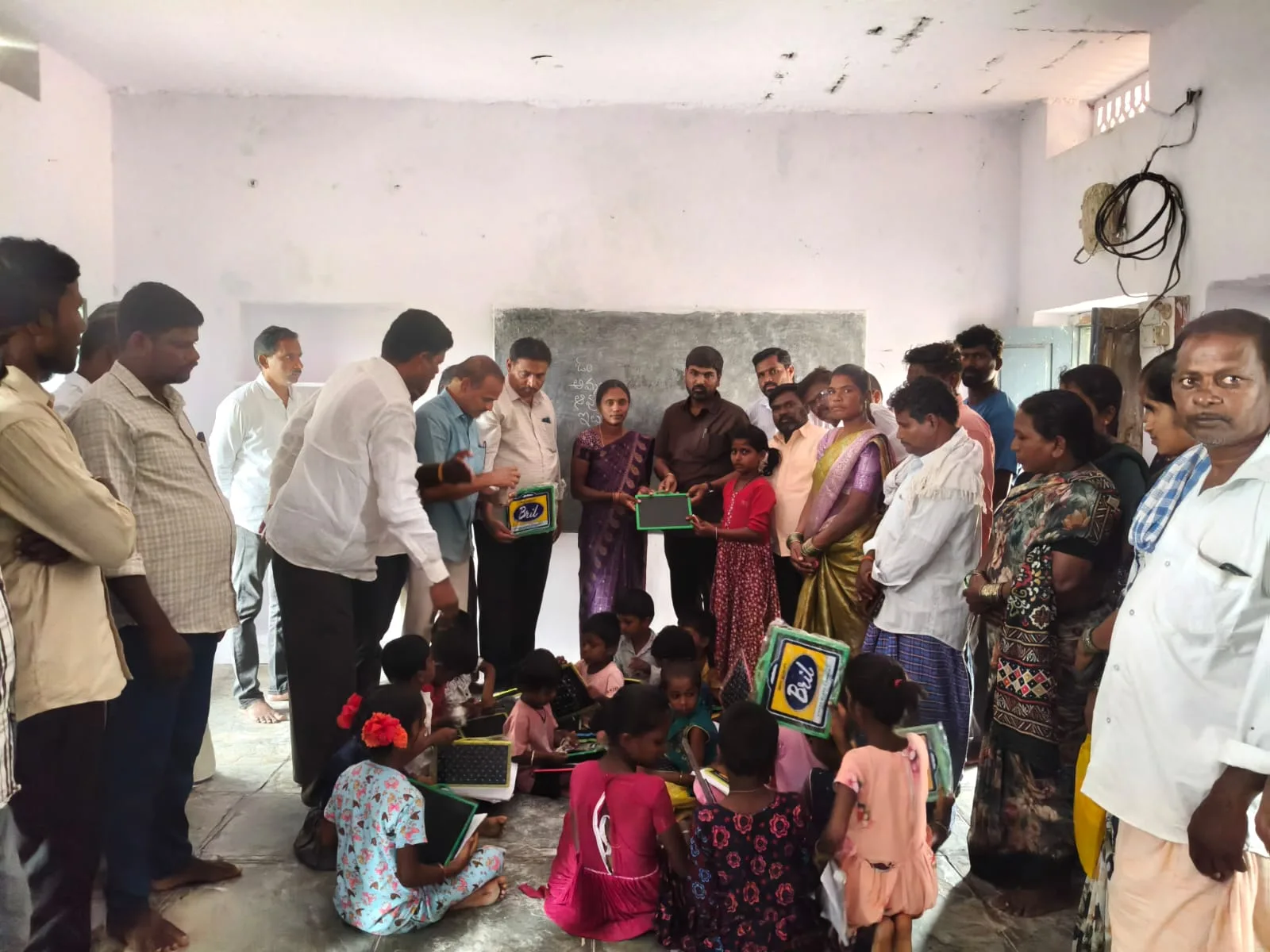 నాలుగు సంవత్సరాల తరువాత పునఃప్రారంభమైన ప్రభుత్వ పాఠశాల