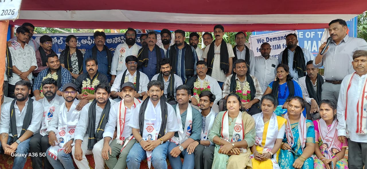 ప్రతి బొగ్గు పెళ్లలో సింగరేణి కార్మికుడి గుండె చప్పుడు ఉంది….