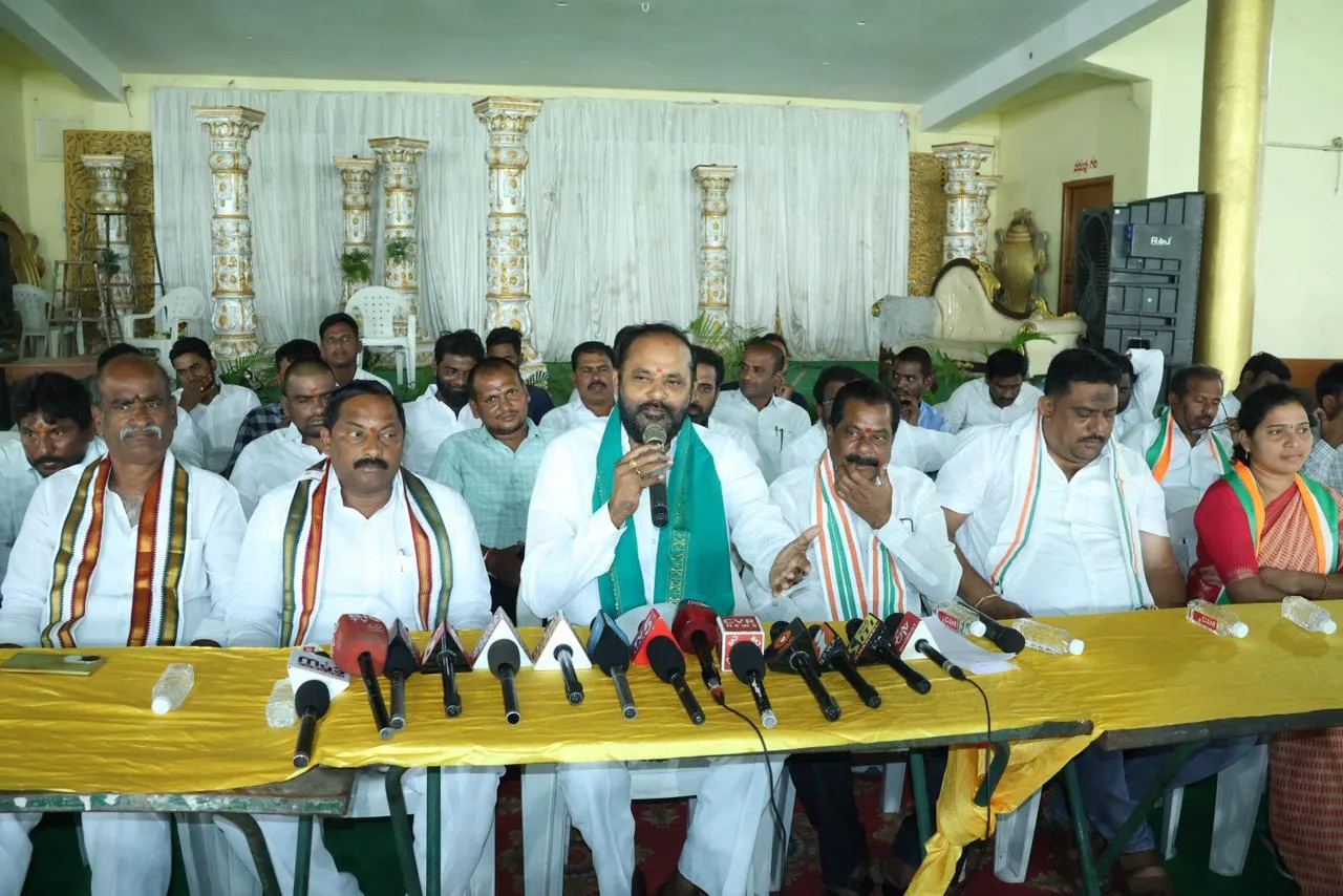 స్వార్థ ప్రయోజనాల కోసమే కాళేశ్వరం నిర్మాణం..
