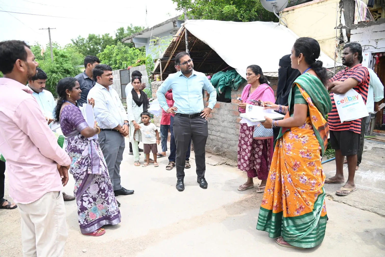 పెద్దపల్లిలో క్షేత్రస్థాయిలో నమోదు ప్రక్రియ పరిశీలన…