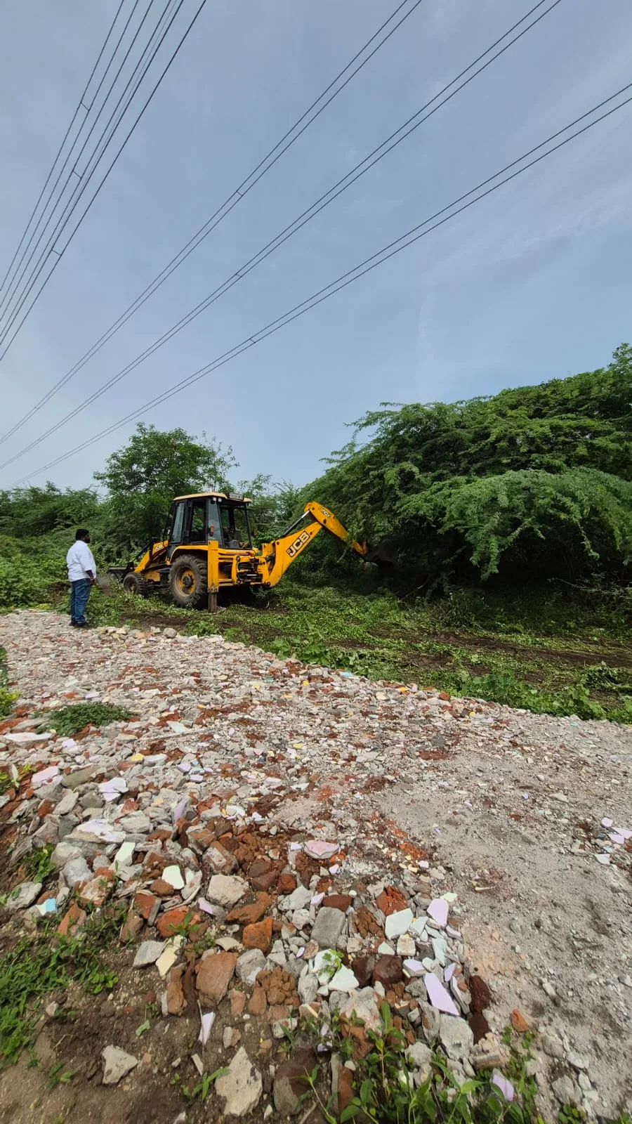 మేడిపల్లిలో హిందూ స్మశాన వాటిక, కబ్రస్థాన్‌లో ప్రత్యేక స్వచ్ఛత కార్యక్రమం…