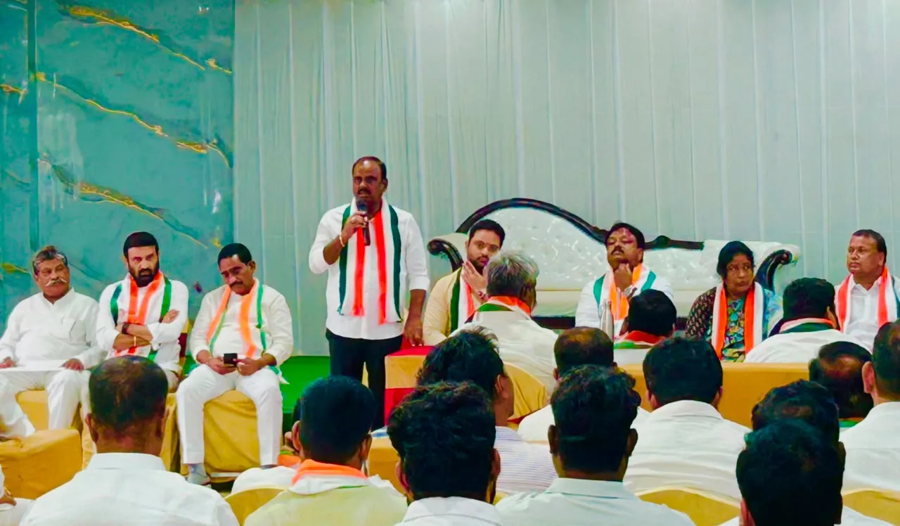 కుత్బుల్లాపూర్ నియోజకవర్గ SIR (ఓటరు సవరణ ప్రక్రియ) గురించి డివిజన్ అధ్యక్షులు,జిల్లా ఉపాధ్యక్షులు