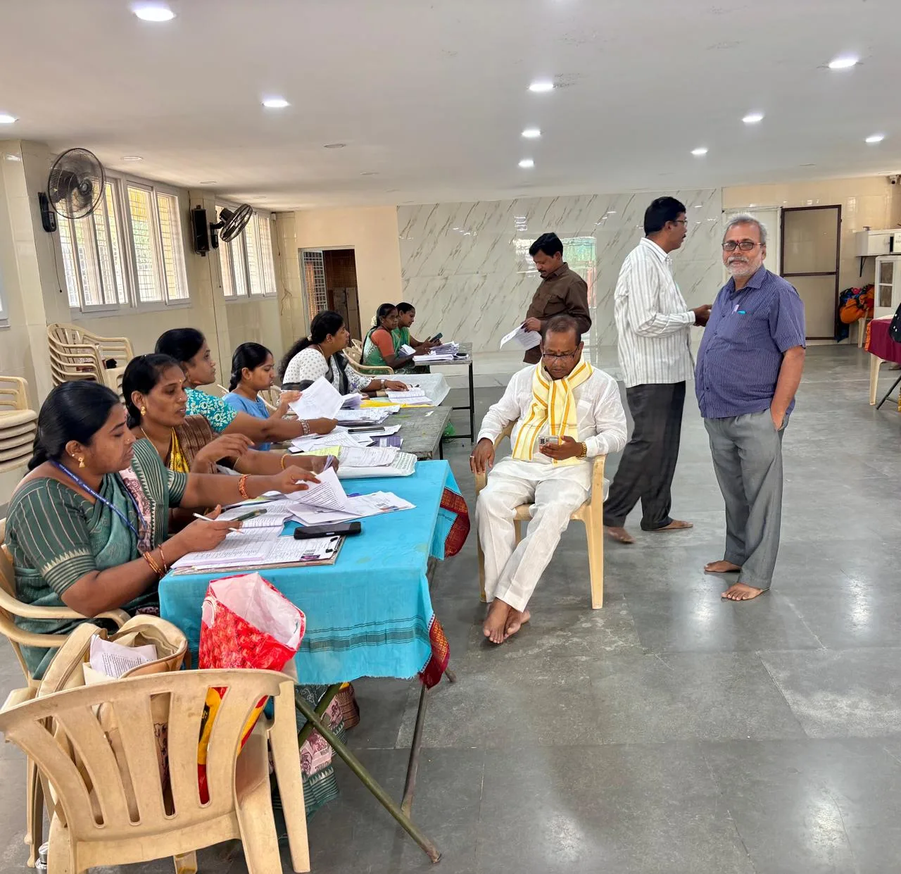 ఆల్విన్ కాలనీ డివిజన్ ఎల్లమ్మబండ పరిధిలోని దత్తాత్రయ కాలనీ మరియు పి.జే.ఆర్ నగర్